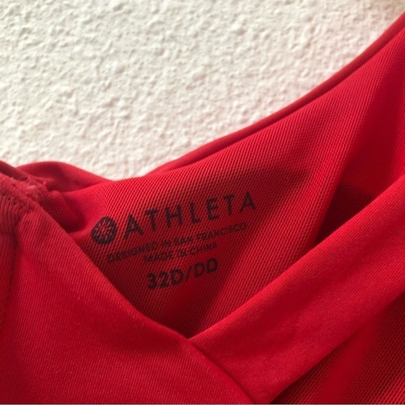 ATHLETA Red High Neck Underwire Sports Bra Women Size 32DD/DD - Picture 4 of 10